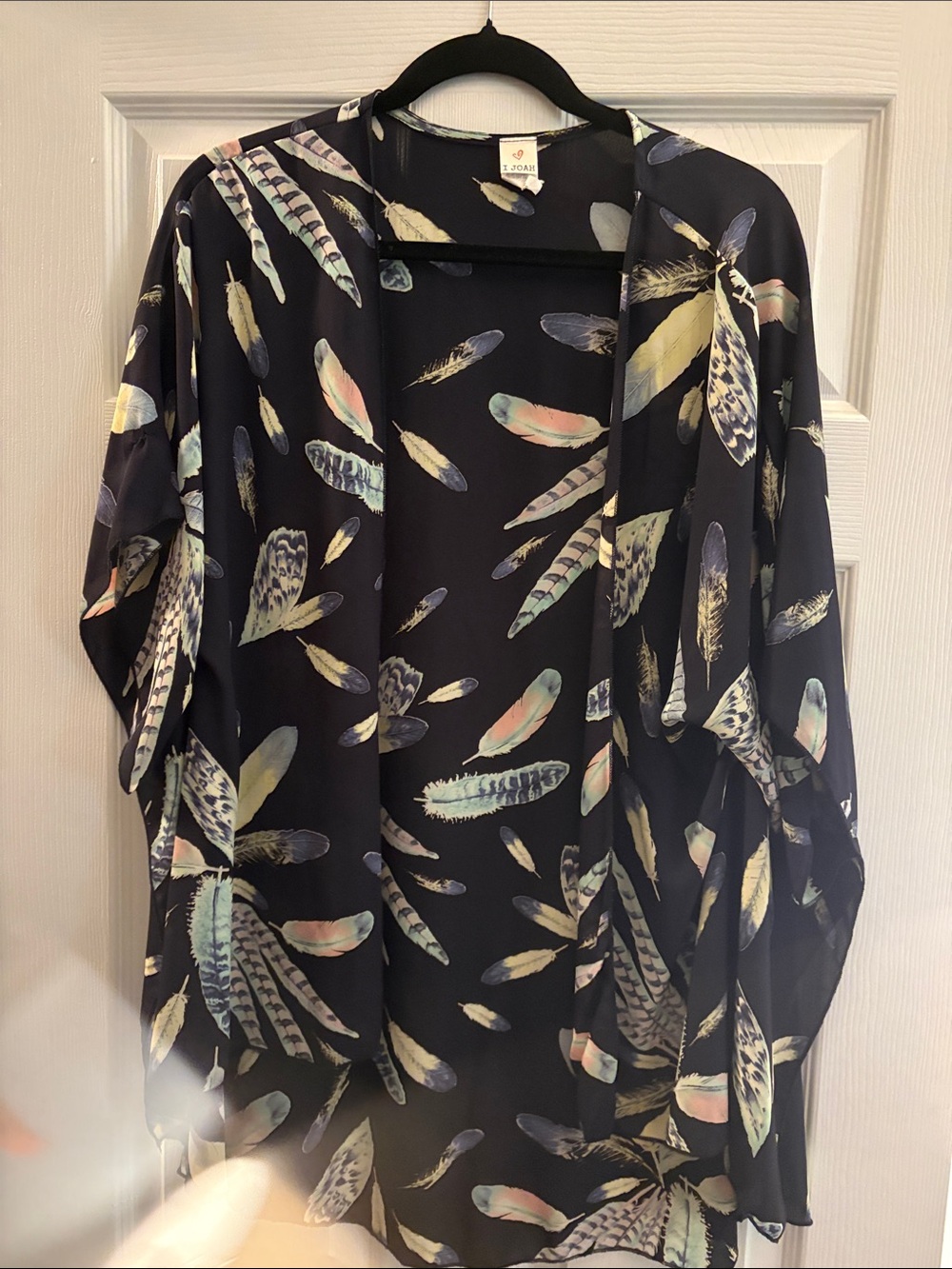 Lightweight Navy Blue Feather-Print Kimono Cardigan